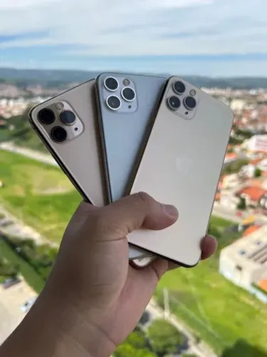 iPhone 11 Pro prata e dourado com o melhor preço // venha hoje 