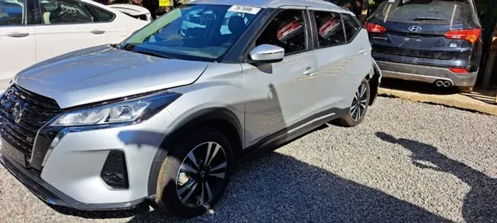 Portas Lado Esquerdo Nissan Kicks 2022 - Rs Auto Peças 