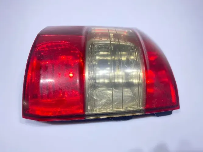 Lanterna Traseira Esquerda Chevrolet Montana 2013 2019