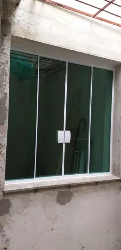 Janela de vidro temperado