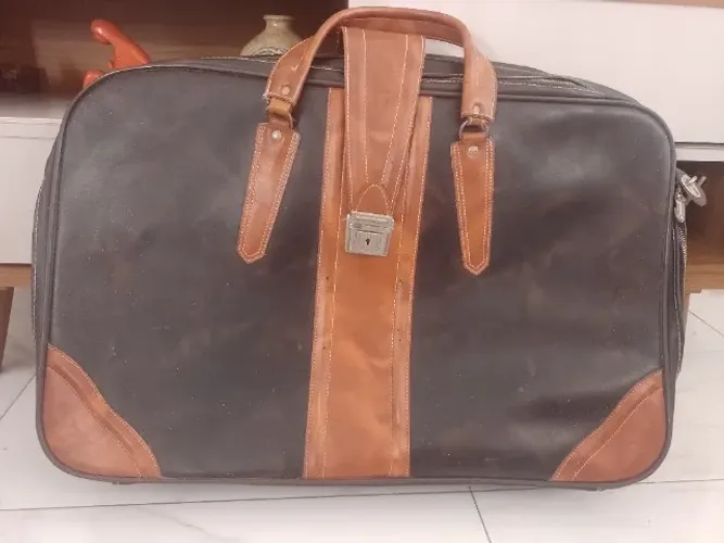 Mala antiga grande de couro legítimo Sarty