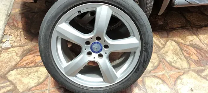 RODAS MERCEDES,AUDI ARO 18 2 TALAS,PNEUS YOKOHAMA