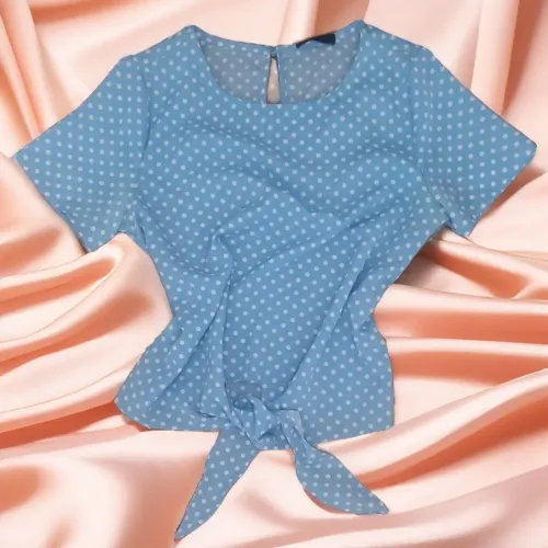 Blusa poá semi nova