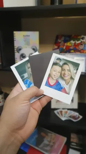 FOTOS POLAROID COM IMÃ DE GELADEIRA