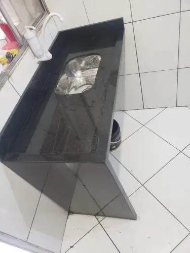 Granitos e Mármore, Silestone, quartzo 