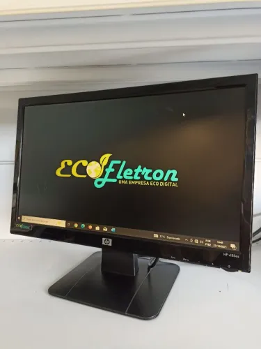 Monitor Hp v185es 18.5" Polegadas Widescreen com Risco na Tela por 159,00