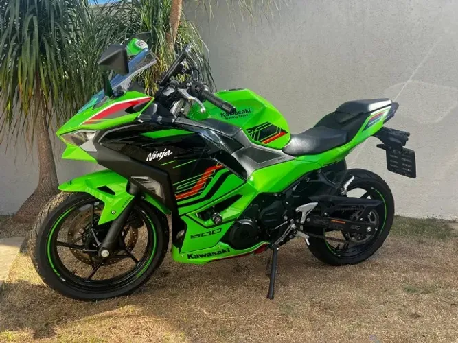 Ninja 500 SE 2025