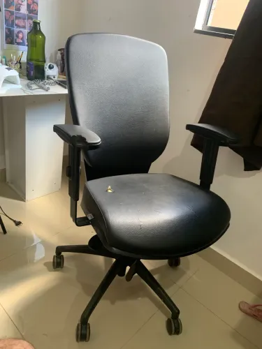 Cadeira executiva nova