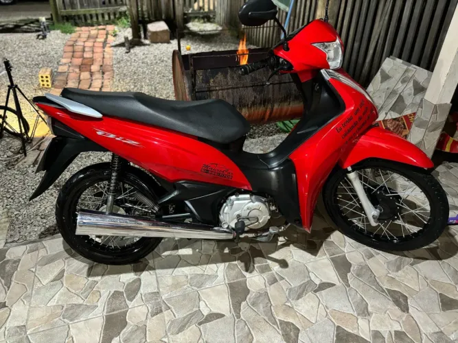 Vendo biz 2018 único dono 