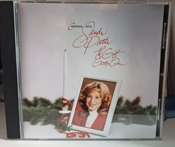 Sandi patty CD the gift goes on