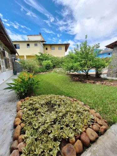 Casa térrea em Condomínio fechado