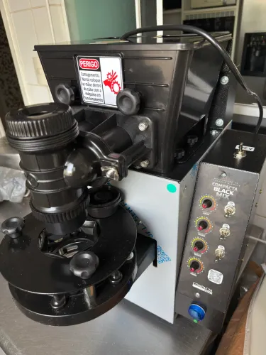 Máquina de salgados compacta print black mix 