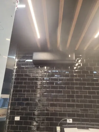 Ar Condicionado Split Moderno - Design Elegante