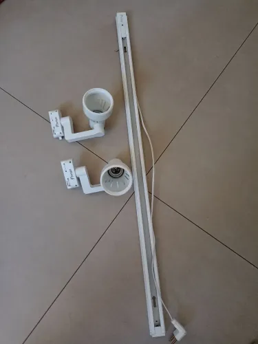 Trilho elétrico para iluminação