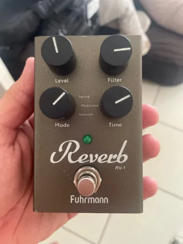Pedal fuhrman Rv-1  e distortion Fire