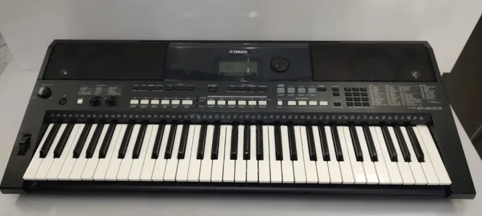 TECLADO YAMAHA 433 Semi novo