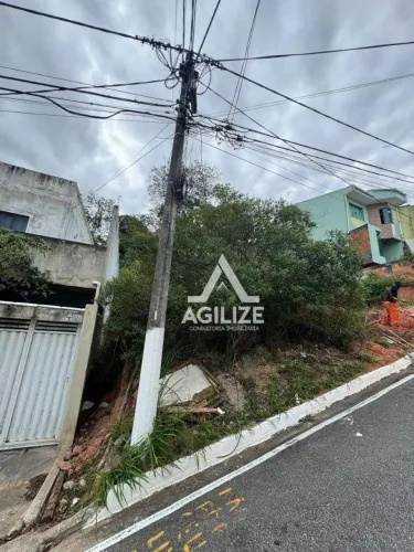Terreno à venda, 200 m² por R$ 145.000,00 - Jardim Vitória - Macaé/RJ