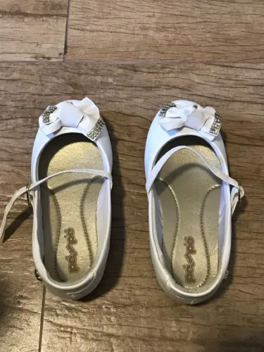 Sapatilha Infantil Branca com Laço e Strass