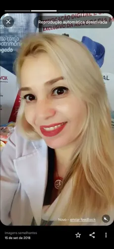 Enfermeira (aplicação de injeção)