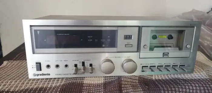 Tape deck gradiente cd4000
