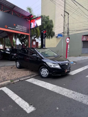 Chevrolet Onix JOY Hatch 1.0 8V Flex Mec. 4P 2018
