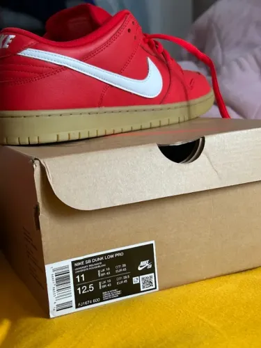 Tenis Nike Sb Dunk Low University Red Gum Vermelho FJ1674-600