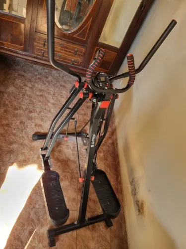 Simulador de Caminhada Genis Cloud Walker 360