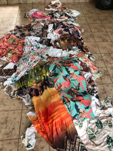 Tecido canelado estampado 