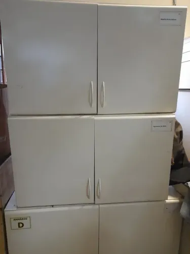 Armários 2 portas aéreo- Usado