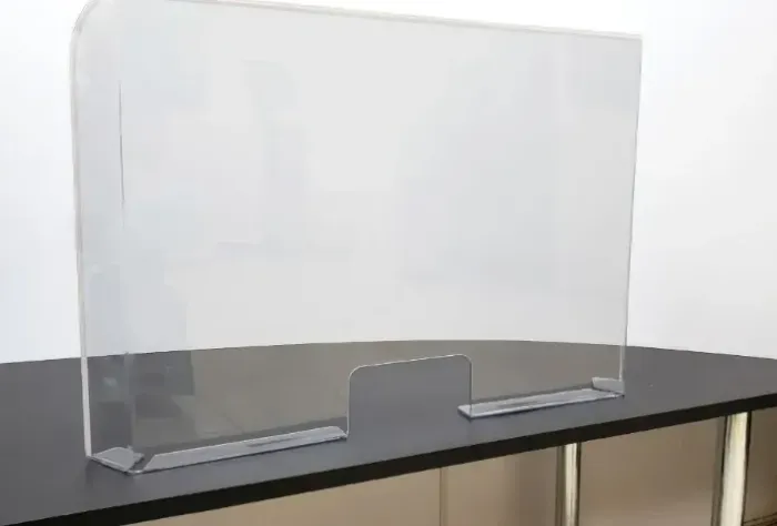 Barreira de proteção acrílico para mesa ou balcão 1X0,80cm