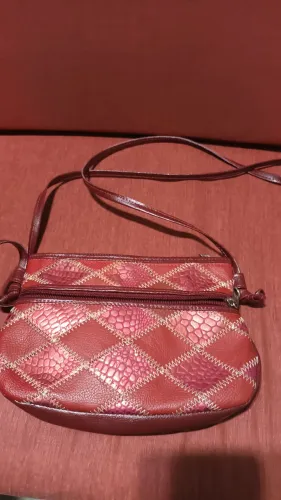 Bolsa transversal couro 22x14 vermelha