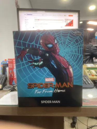 Spider-Man Far From Home iron studios homen aranha