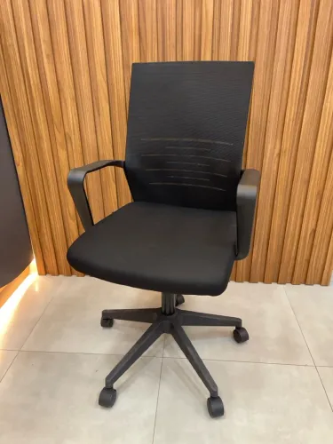 Cadeira para escritório na promoção ?