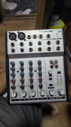 mesa de som Eurorack UB802 - Aceito Oferta