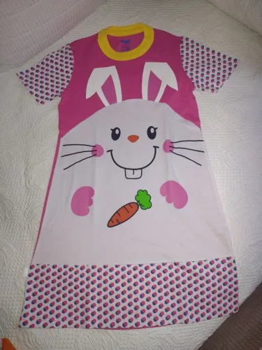 Camisola Infantil MC Coelhinha - Tamanho 8 Anos