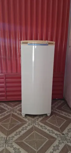 Geladeira consul degelo ótima