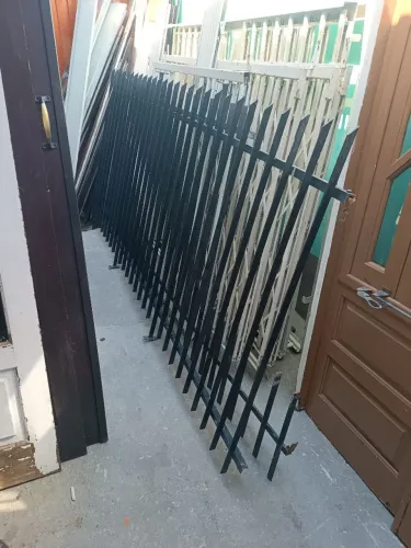 Cerca de ferro 1.25 A x 4.85 L 20 peças VENDE-SE