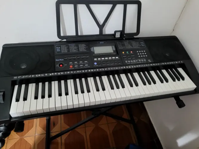 Teclado musical Blackwood BW7