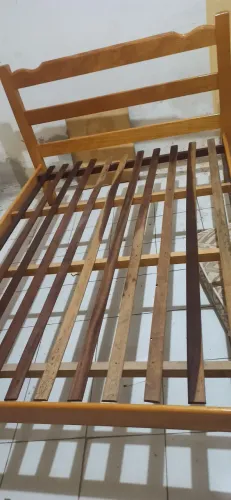 Cama de casal dia madeira macissa