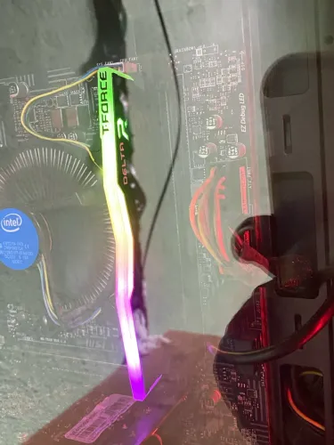 memoria ram team group t force delta rgb