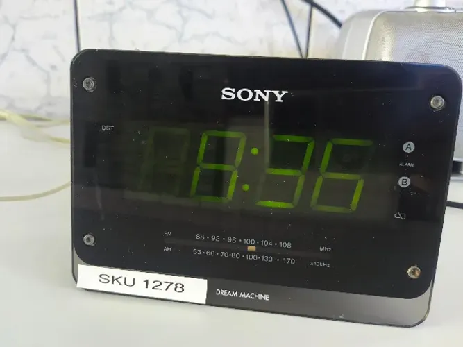 Relógio Sony Dream Machine ICF-C414 - com rádio /Original ,Funcionando /produto usa