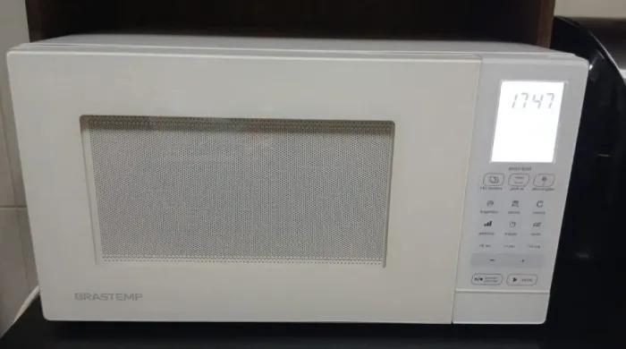 Microondas Brastemp 30 litros com grill