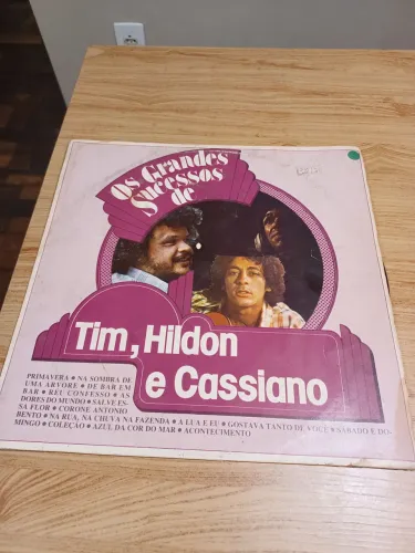 Lps disco de vinil os grandes sucessos de Tim, Hildon e Cassiano