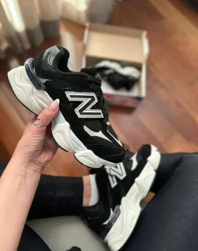 TÊNIS NEW BALANCE 9060 40, 41