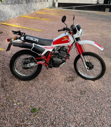 Xl 250 R