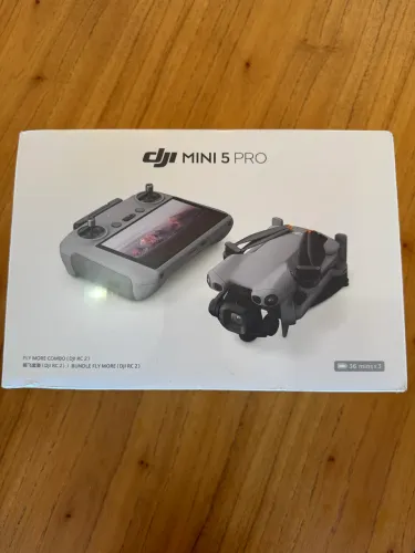 Drone Dji mini 5 pro combo com tela