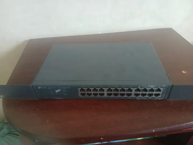 Switch tp-link, 24 portas, TL-SG1024D