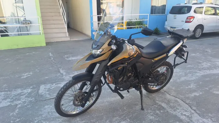Yamaha XTZ 250 Lander 2023 - Pouco Rodada