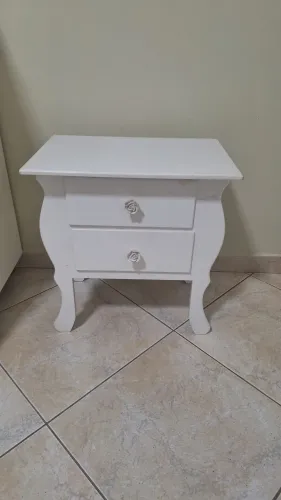 Mesinha de cabeceira