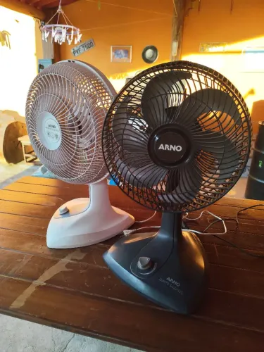 Vendo 2 ventiladores Arno turbo silencio 1 funciona